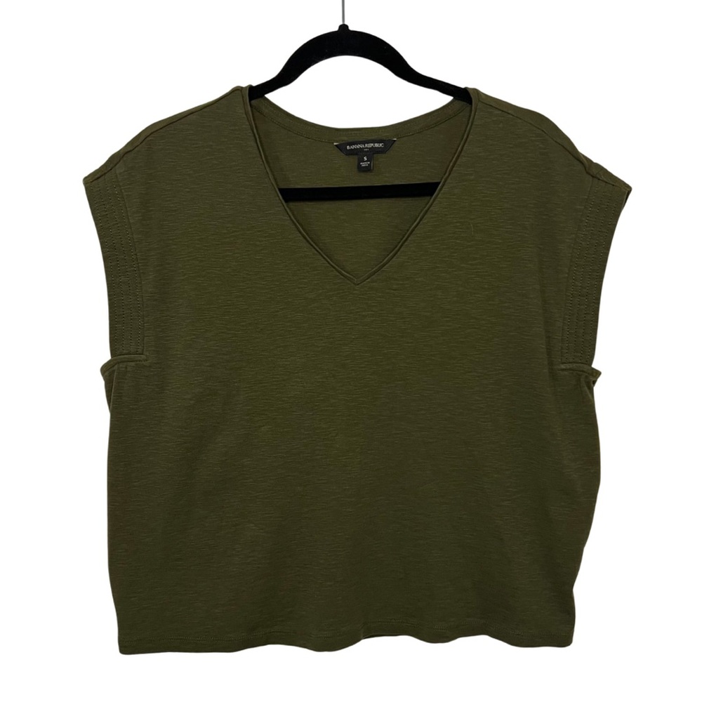 EUC Women’s Banana Republic Army Green Short Sleeve Muscle Tee Size S